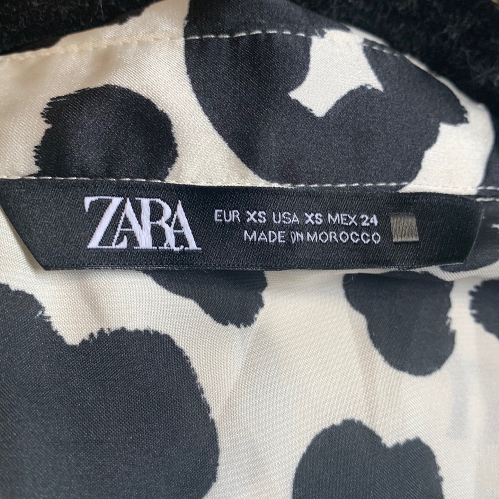 Zara blouse - Picture 2 of 4